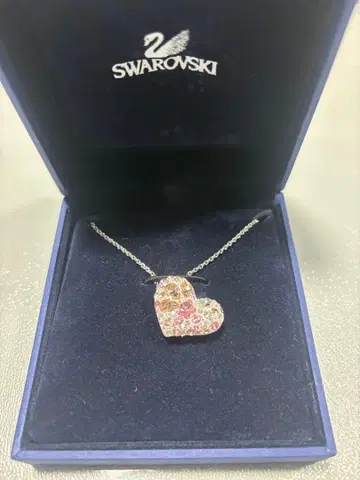 Swarovski 하트 모양 목걸이