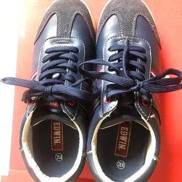 EDWIN 네이비 스니커즈 25.0