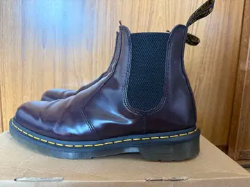 닥터마틴 사이드 고어 부츠
