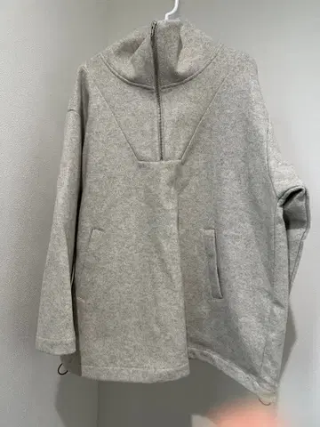 그레이 하이넥 오버 사이즈 트레이닝복