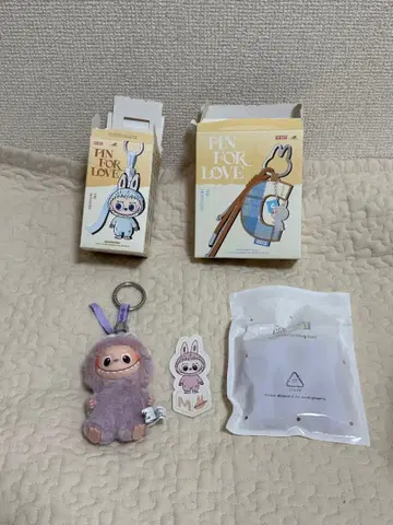 러브브 PIN FOR LOVE 봉제 인형 알파벳 M 세트 펜던트