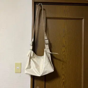 tina:jojun 더블 버클 백