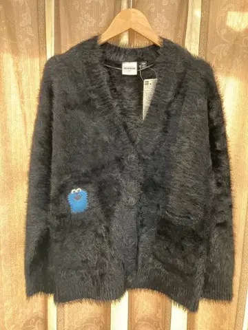 GU 퍼펫 순순 콜라보 오버 사이즈 가디건 S 사이즈