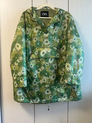 ZARA 캥거루 포켓 퍼프 자켓 아우터