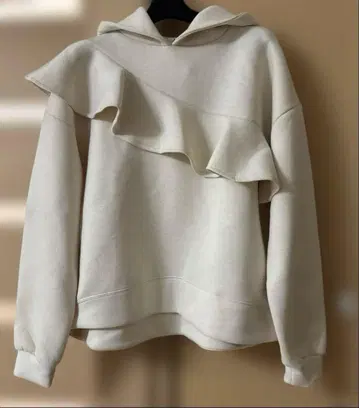 Myu 프릴 디자인 후드티 네고 불가