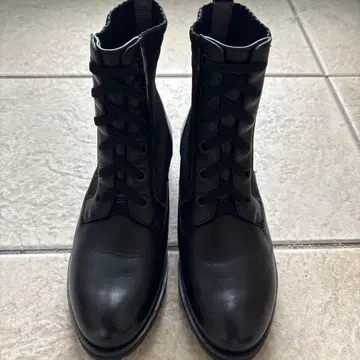 새상품급 nouer LASUD 레이스업 숏부츠 블랙