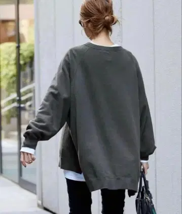 택 포함 새상품 FRAMeWORK 프레임워크 래글런 판초 맨투맨 블랙 D