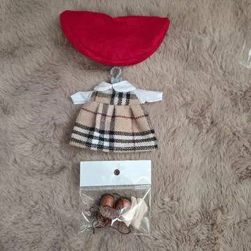 이마리짱 옷 갈아입기 의류 세트 빨간색 모자와 신발 포함