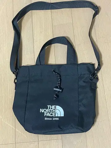 THE NORTH FACE 블랙 숄더백