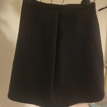 미사용 EMPORIOARMANI 블랙 스커트