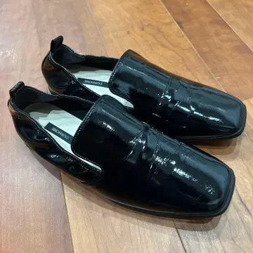 OURHOME 쓱 신고 벗기 편한 에나멜 슬립온 24cm