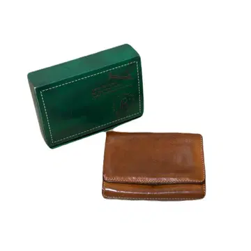 일 비종테 재팬 익스클루시브 컬렉션 접이식 지갑