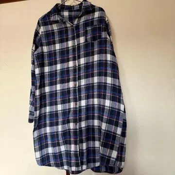 체크 무늬 긴팔 셔츠 블루 계열