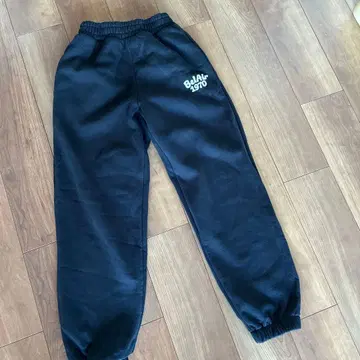 ZARA 스웨트 팬츠 S BelAir 1970