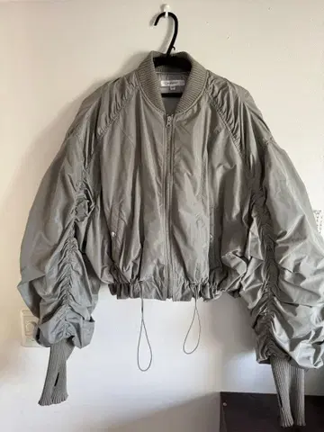 MOUSSY 올리브색 봄버 자켓 F