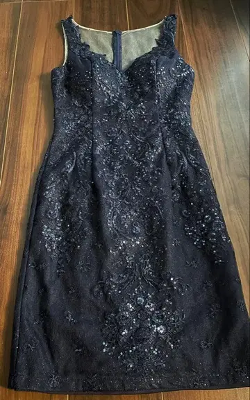 캬바쿠라 클럽 드레스 네이비 M 사이즈