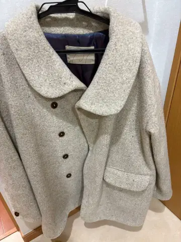 라이트 그레이 버튼 부착 롱 코트 M 사이즈