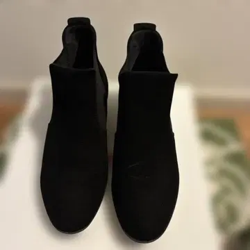 fitfit 블랙 스웨이드 앵클부츠