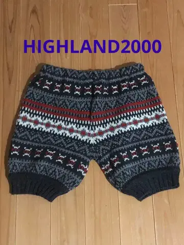 HIGHLAND 2000 숏팬츠 울 노르딕 무늬 잉글랜드제