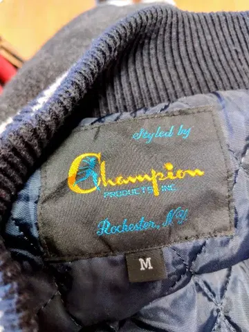 Champion 바시티 자켓 M 사이즈