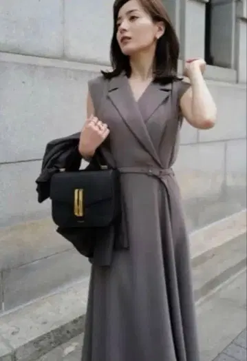 anuans 더블 새틴 테일러드 플레어 원피스 GREY 그레이 s