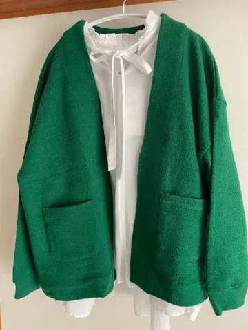 ista-ire 새상품 가디건