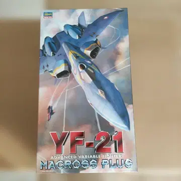 YF-21 마크로스 플러스 프라모델