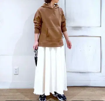 새상품 스튜디오 클립 후드티