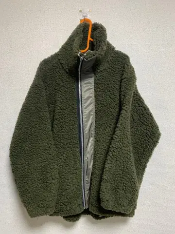 베타멘 올리브 그린 플리스 자켓 M 사이즈