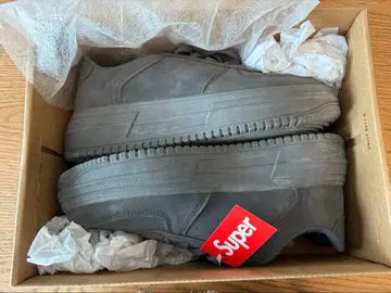 Super 그레이 스웨이드 스니커즈