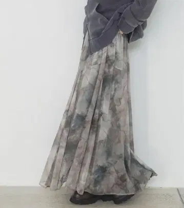 JEANASIS 뉴앙스 프린트 플레어 스커트 free