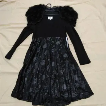 블랙 플라워 프린트 원피스 M