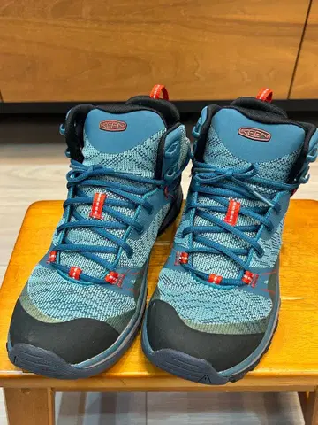 KEEN 트레킹 슈즈 사이즈 37