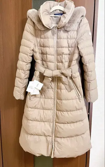 엠즈 그레이시 다운 코트 38 택 포함 새상품