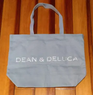 DEAN & DELUCA 2024 차리티 토트백 스노우 블루 L