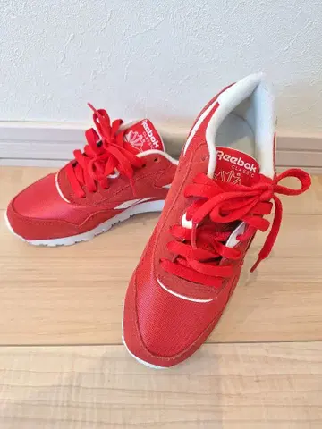 미사용 Reebok 리복 스니커즈 22.5 레드 여성용 신발 빨간색
