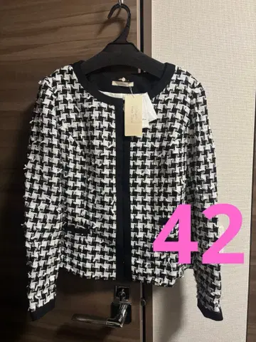 새상품 로즈 티아라 큰 사이즈 42 Rose Tiara 멋진 자켓