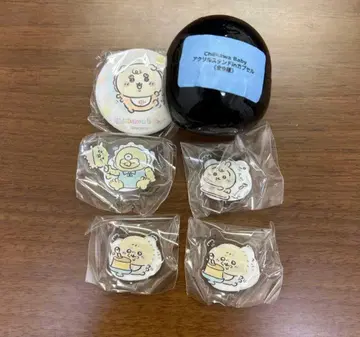 치이카와Baby 아크릴 스탠드 5개 캔뱃지 1개