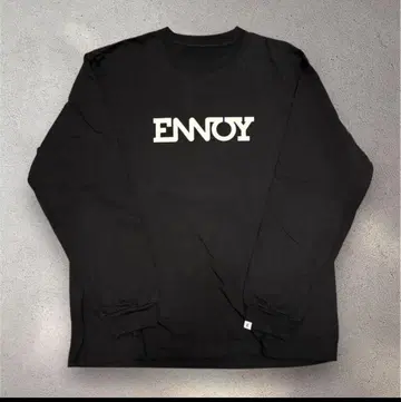 ENVOY 로고 긴팔 티셔츠 블랙