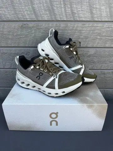 On 러닝화 올리브 cloud surfer trail