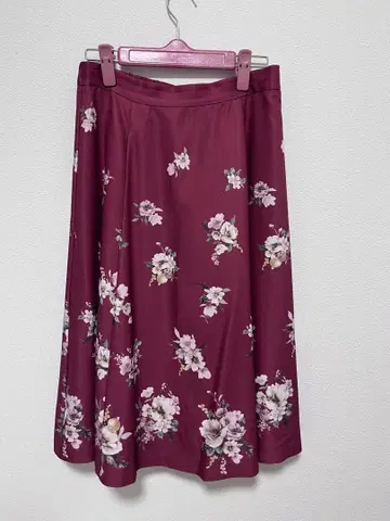 LAISSE PASSE 플라워 프린트 플레어 스커트 와인 레드