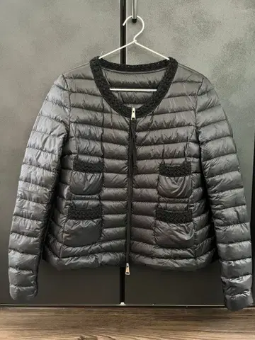 컨디션 최상 MONCLER COCHEVI 블랙 다운 자켓 사이즈 1