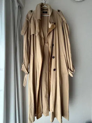 Y's 베이지 트렌치코트