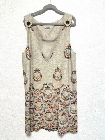 그레이스 콘티넨탈 꽃무늬 슬리브리스 원피스 베이지