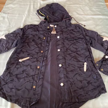 Sense of Authentic 카모플라쥬 나일론 자켓