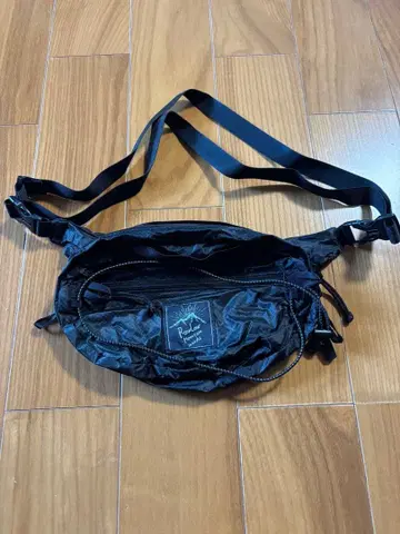 RawLow Mountain Works Nuts Pack 블랙