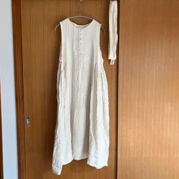 ikkuna/suzuki takayuki 슬리브리스 린넨 울 원피스