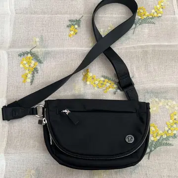 룰루레몬 블랙 바디백 숄더백