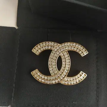 코코 마크 브로치