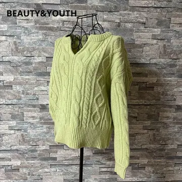 BEAUTY&YOUTH 라이트 그린 케이블 V넥 스웨터 울 100%